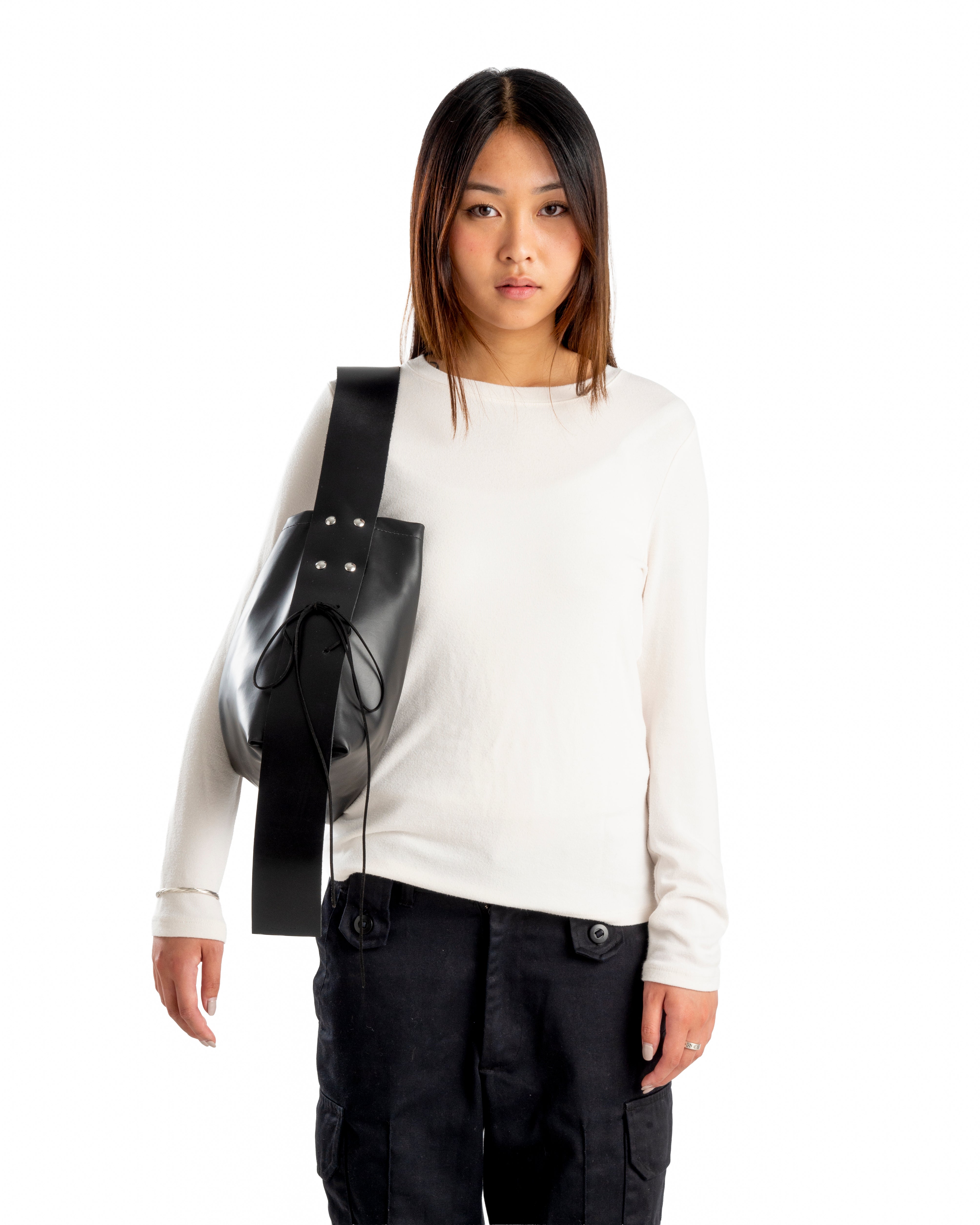 no 04 / Everything Bag Vinyl Black